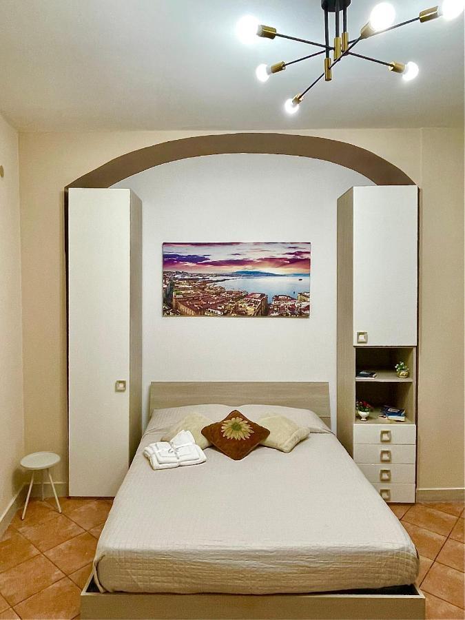 Materday Apartment Naples Exterior photo