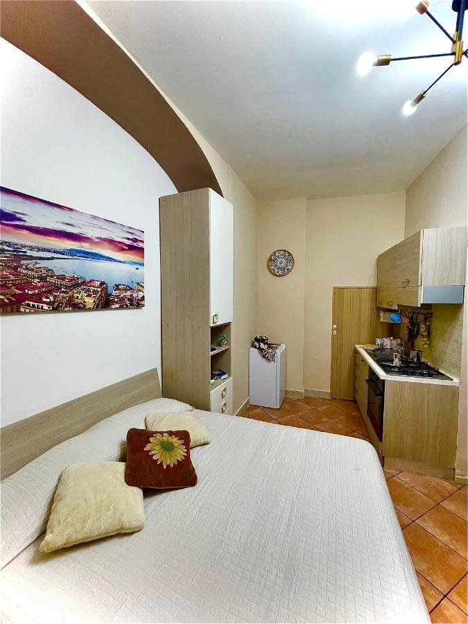 Materday Apartment Naples Exterior photo
