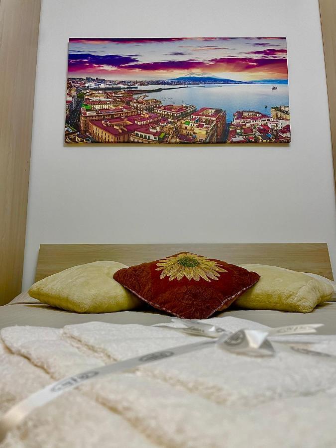 Materday Apartment Naples Exterior photo